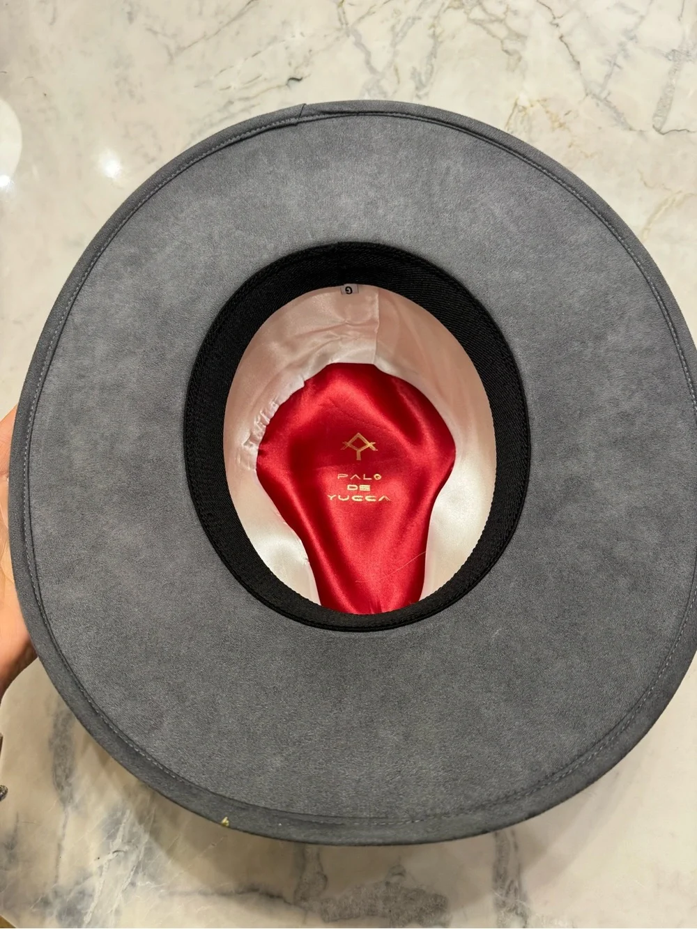 Palo de Yucca Wide-Brim Gray Felt Fedora with Patterned Band